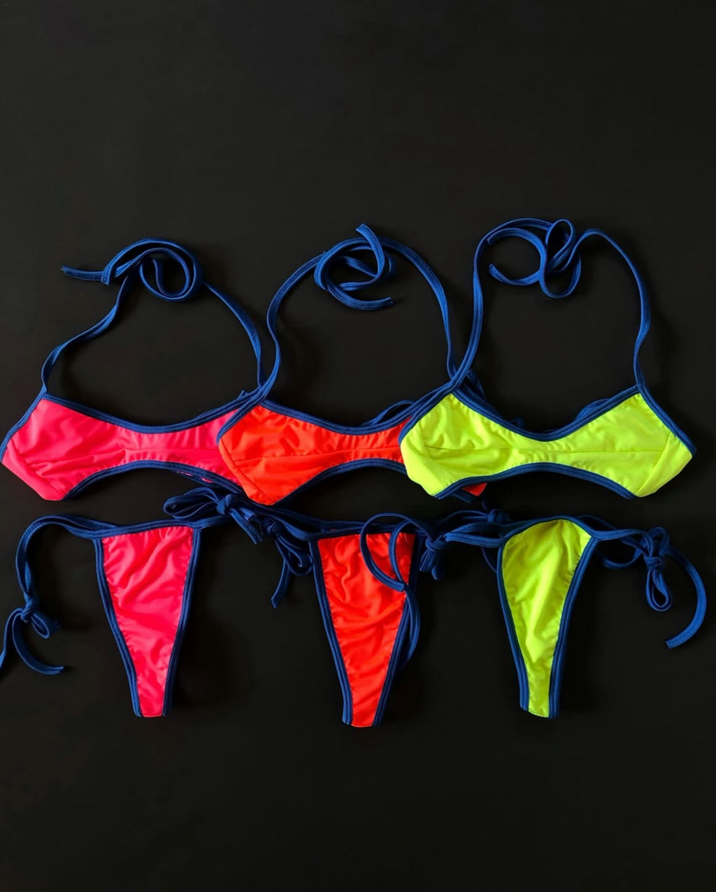 Bikini Cosmopolitan Neón
